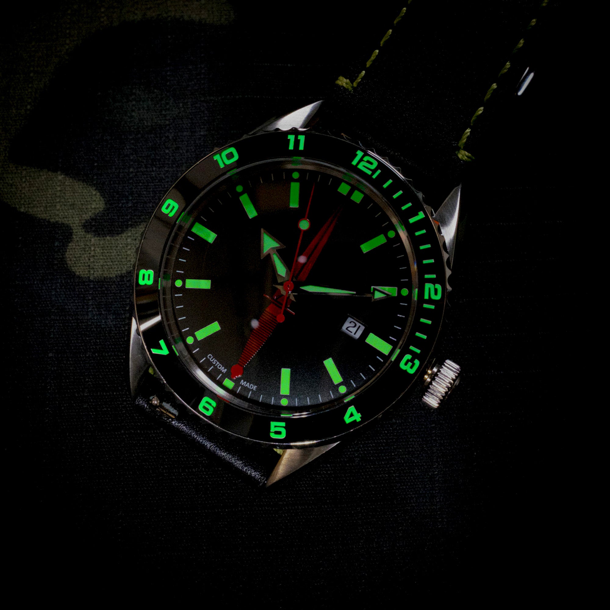 Commando-horloge super luminova